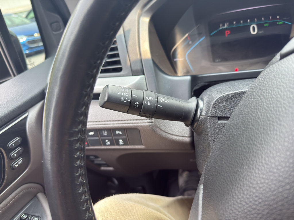 Used 2018 Honda Odyssey Elite image 17