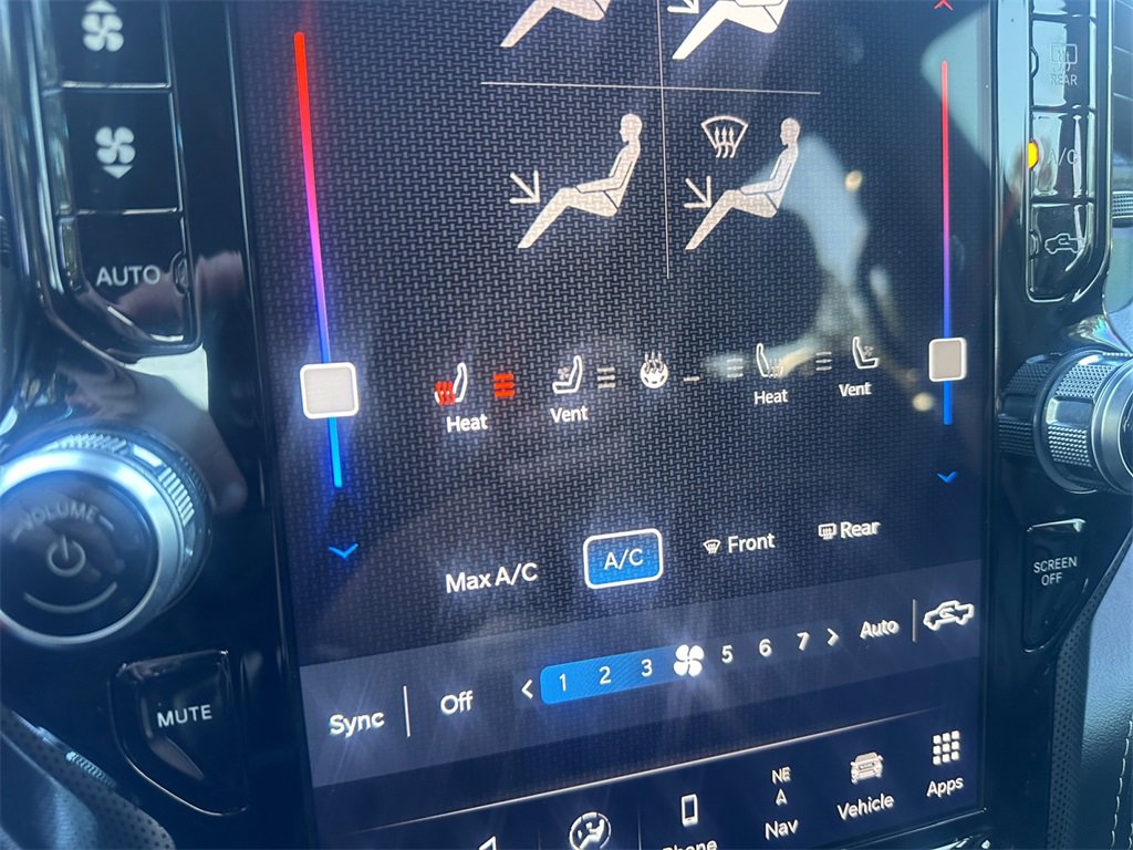 Certified 2022 RAM 1500 Limited image 24