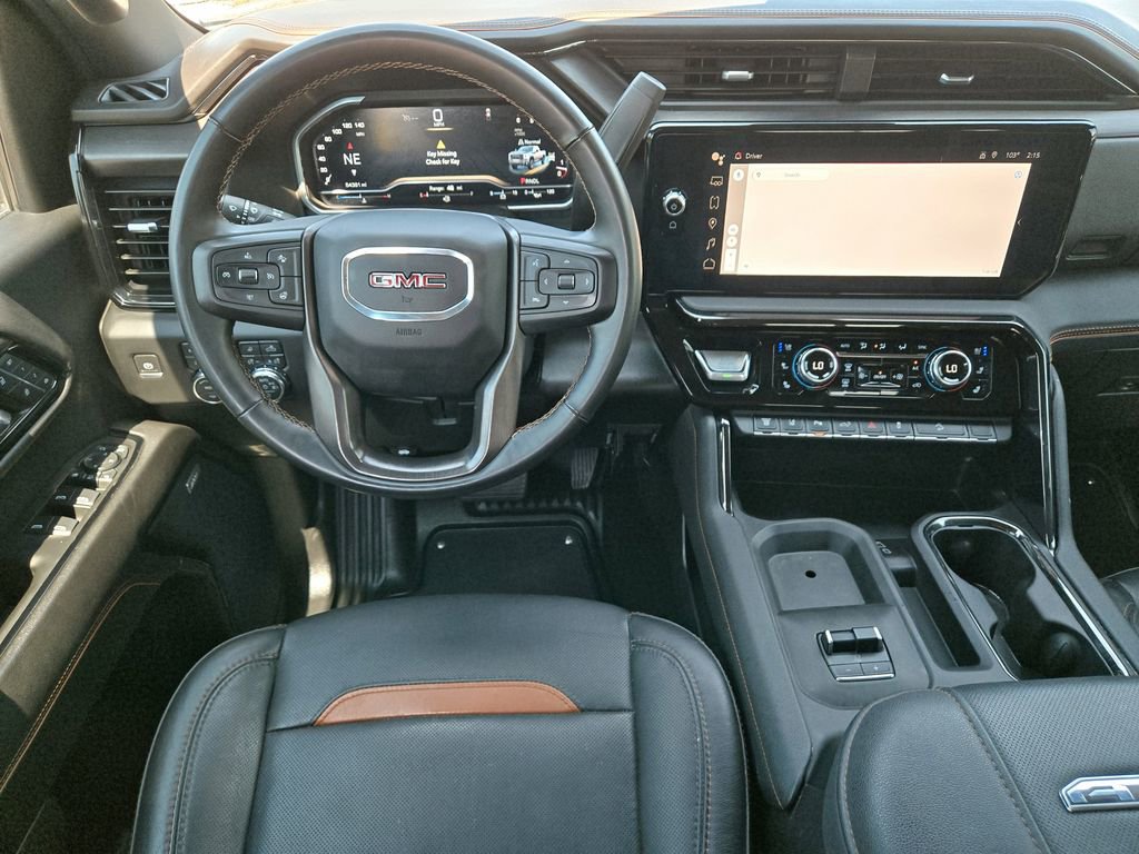 Used 2024 GMC Sierra 2500 AT4 w/ AT4 Premium Plus Package AWD/4WD image 13