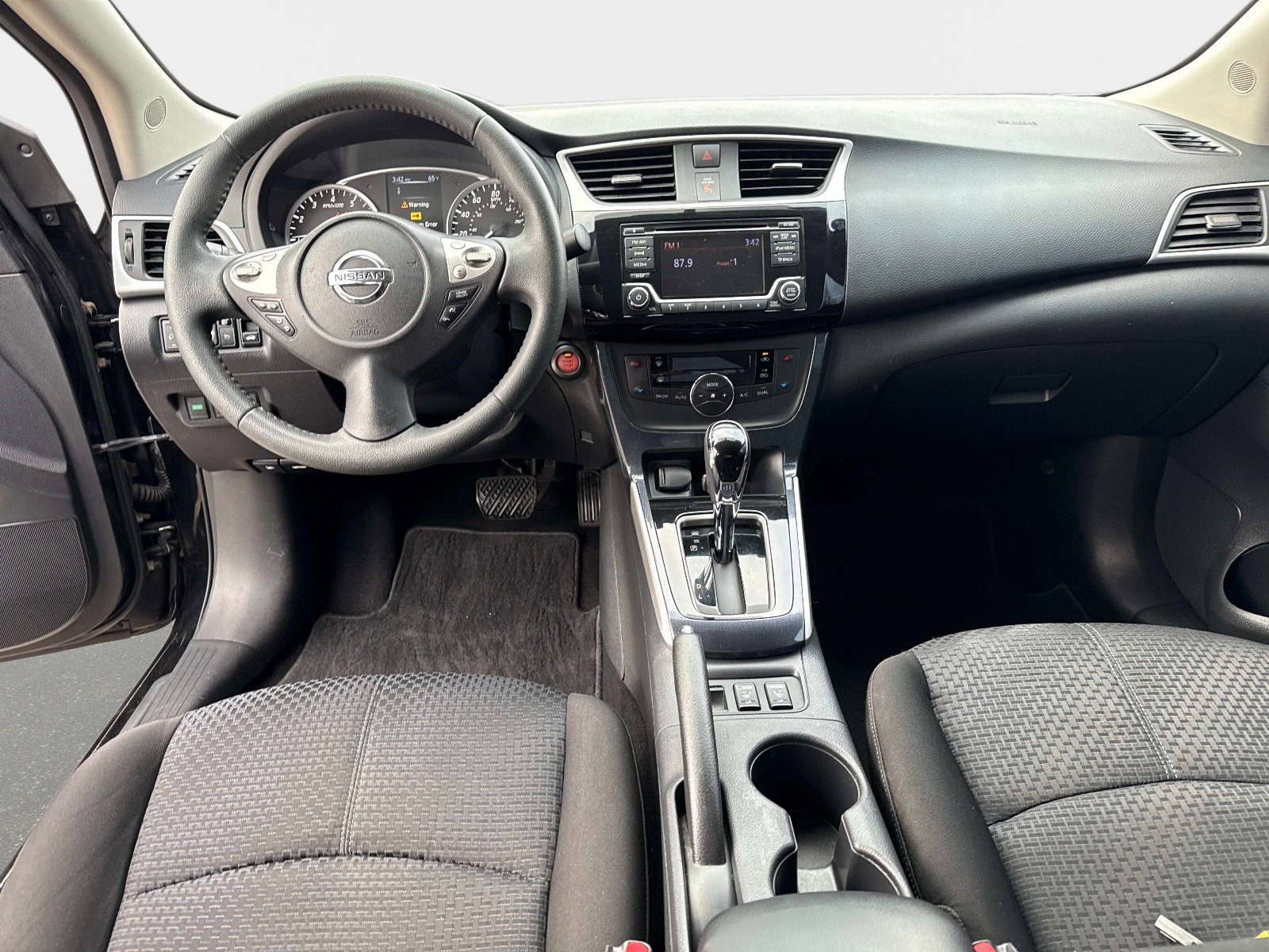 Used 2018 Nissan Sentra SR image 16