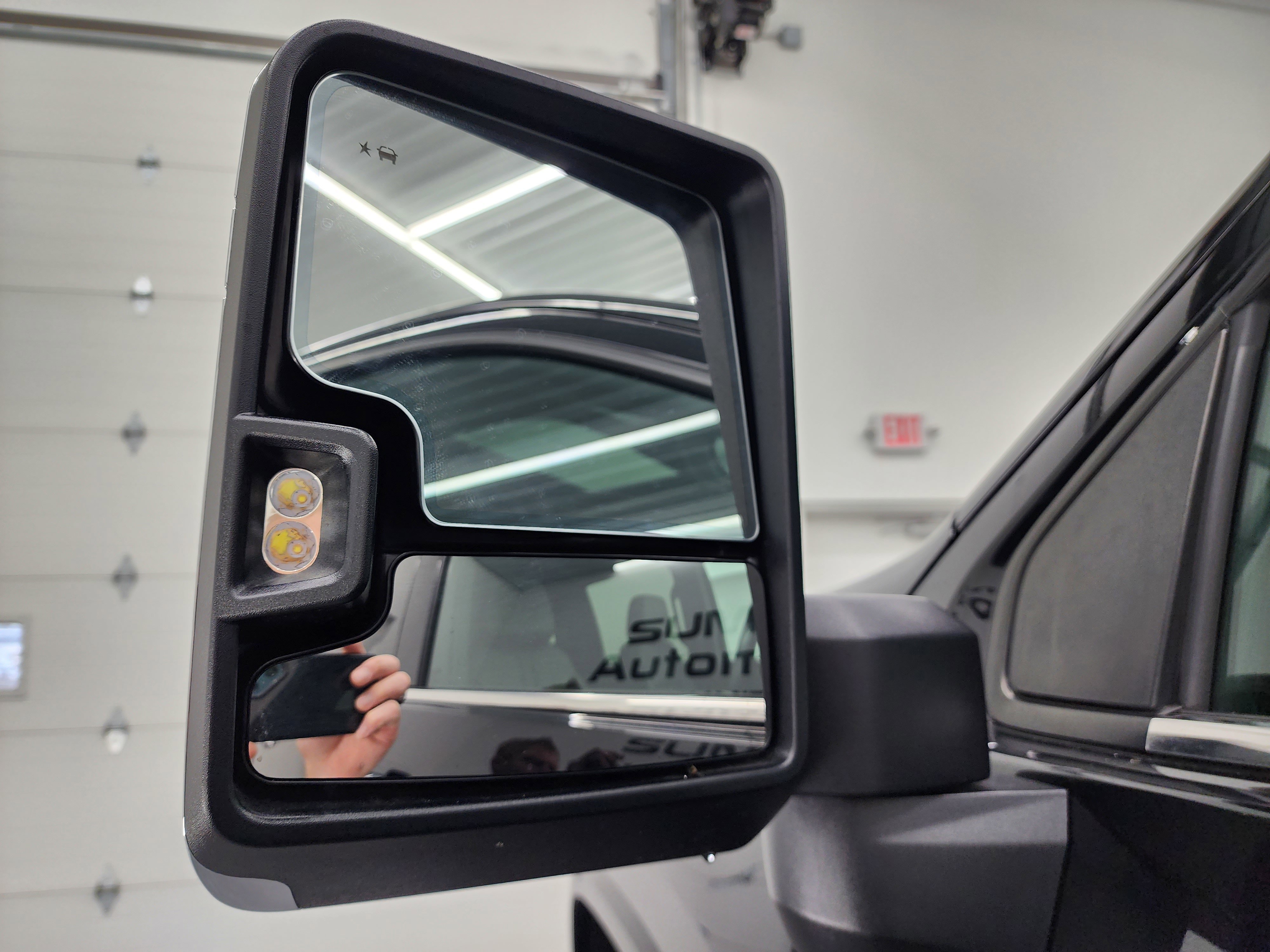 Used 2022 Chevrolet Silverado 3500 High Country image 38