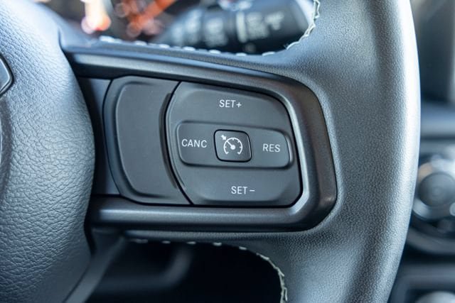 Used 2023 Jeep Wrangler Unlimited Sport AWD/4WD image 11