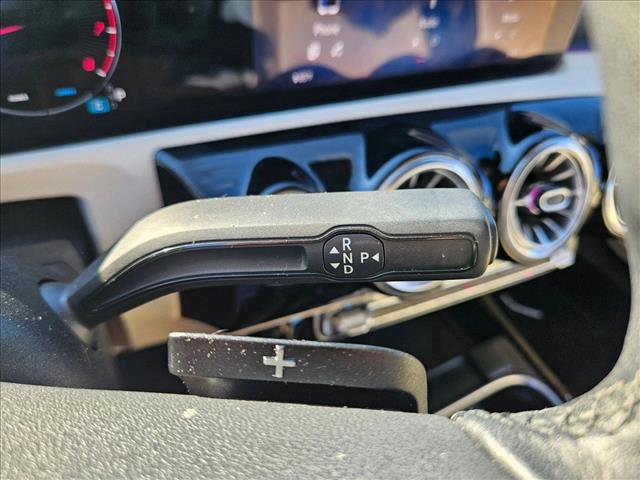 Used 2024 Mercedes-Benz CLA 250 image 11