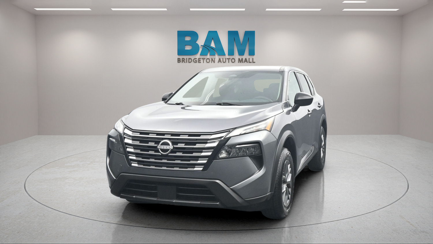 Used 2024 Nissan Rogue S FWD image 2