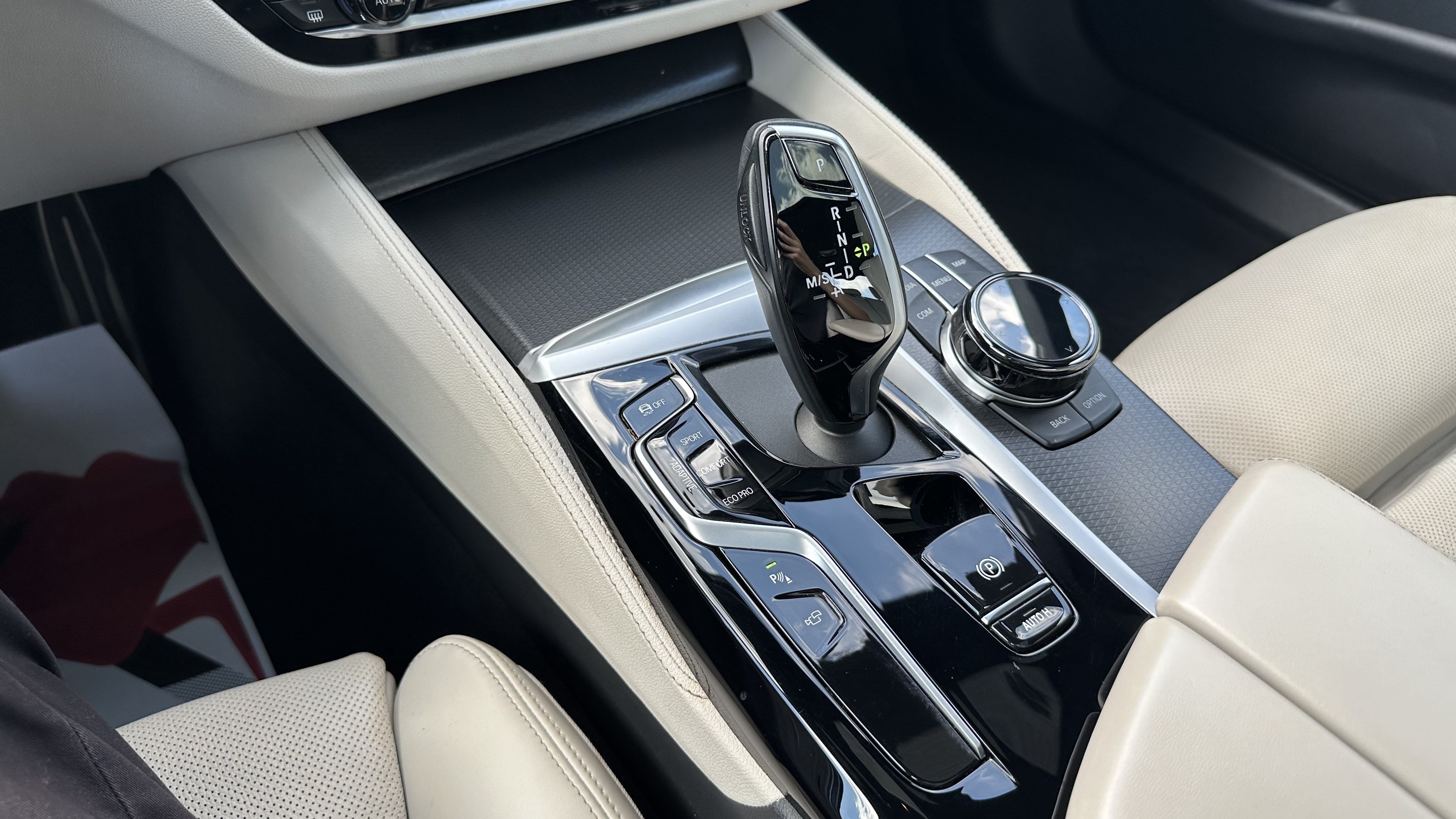 Certified 2023 BMW M550i xDrive w/ Executive Package AWD/4WD image 28