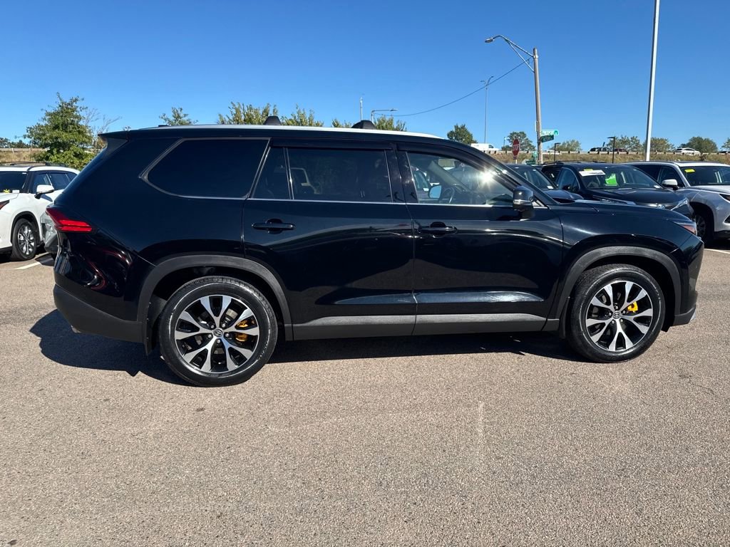 Used 2024 Toyota Grand Highlander AWD Hybrid image 14