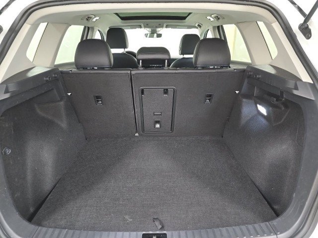 Used 2024 Volkswagen Taos SE AWD/4WD image 13