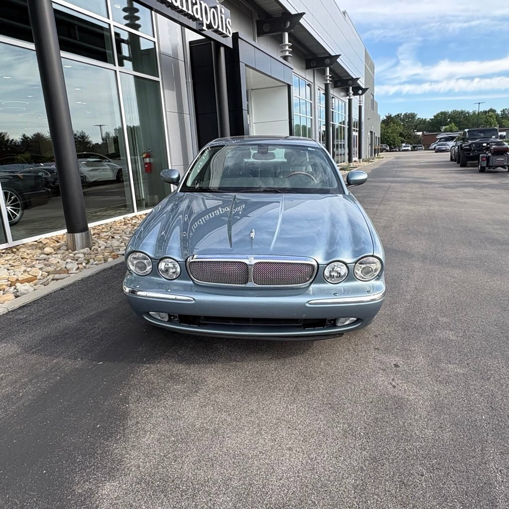 Used 2006 Jaguar XJ8 RWD image 3