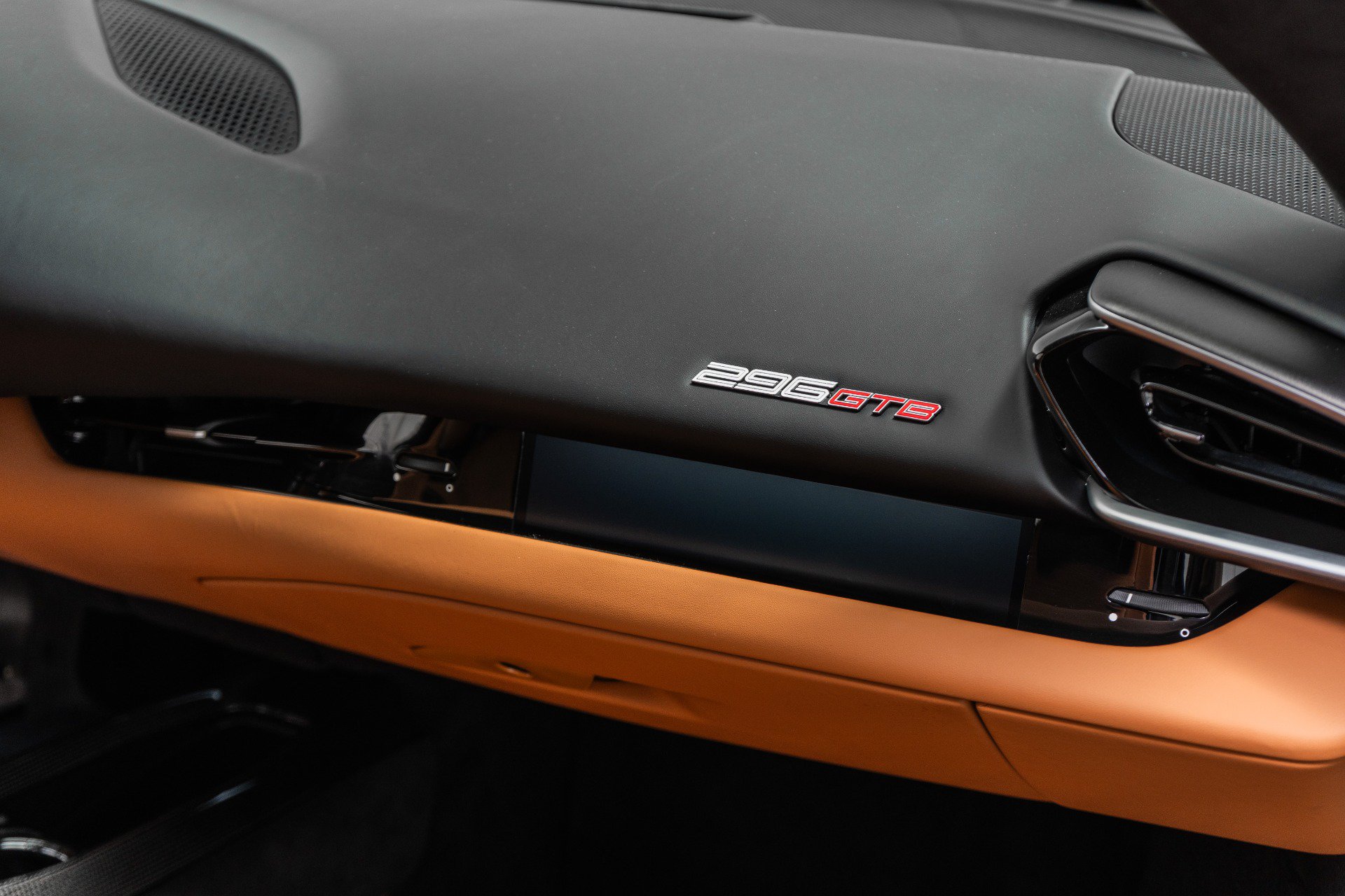 Used 2024 Ferrari 296 GTB RWD image 31