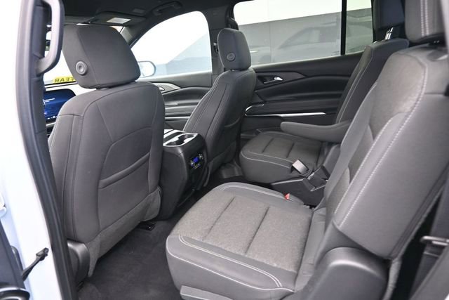 Used 2024 Chevrolet Traverse LT FWD image 5