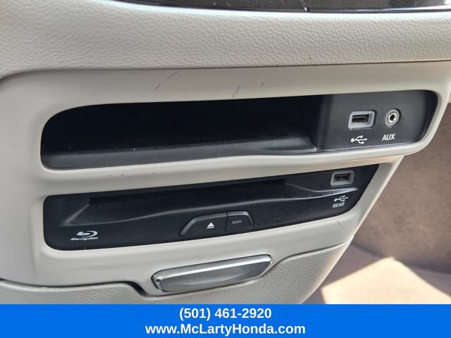 Used 2019 Chrysler Pacifica Touring-L Plus w/ Advanced Safetytec Group FWD image 26