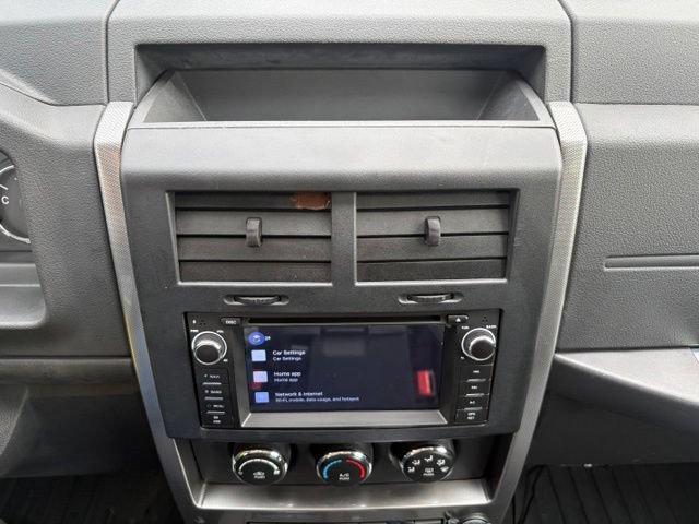 Used 2011 Jeep Liberty Sport AWD/4WD image 29