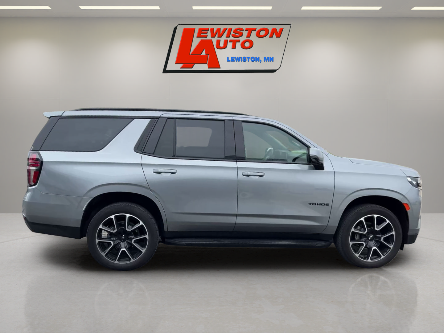 Certified 2023 Chevrolet Tahoe RST w/ Luxury Package AWD/4WD image 6