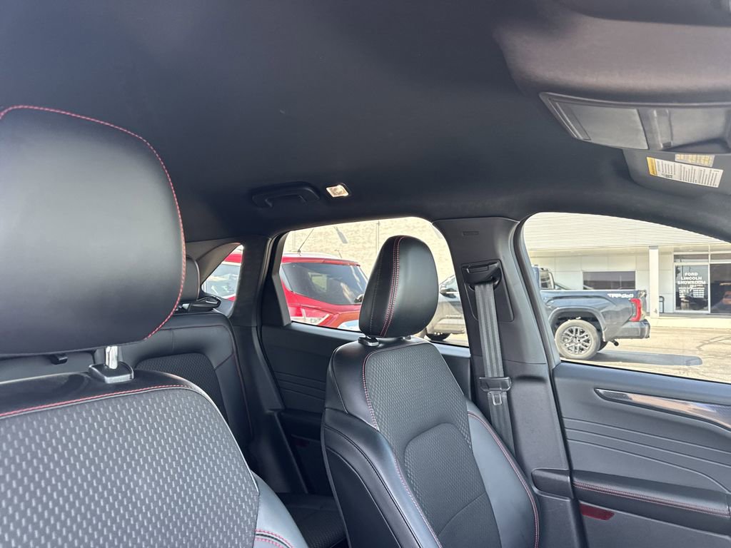 Certified 2023 Ford Escape ST-Line w/ Tech Pack #1 image 16