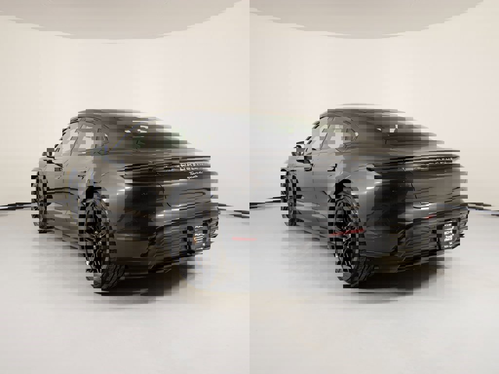 New 2026 Porsche Taycan 4S image 3