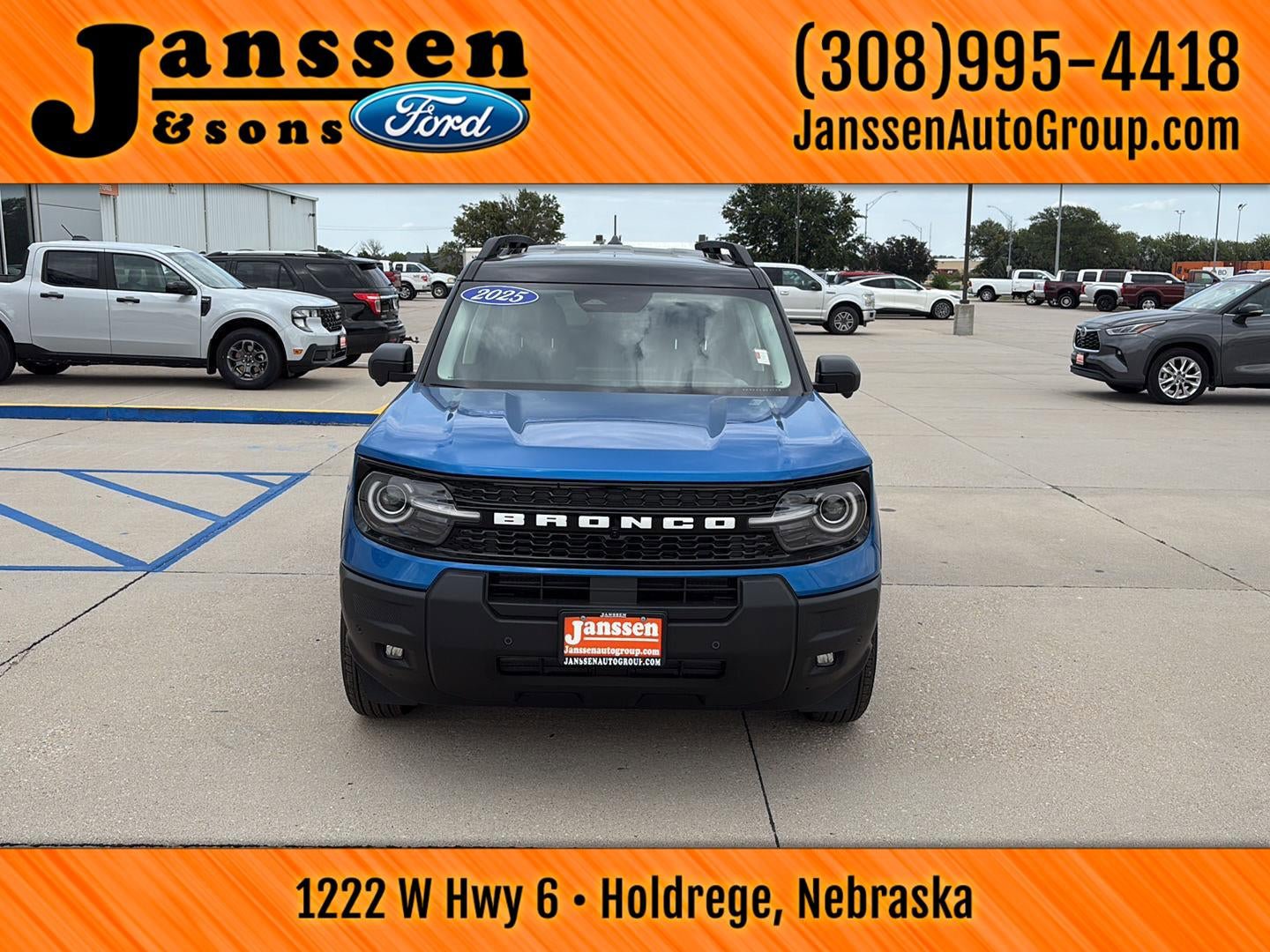 New 2025 Ford Bronco Sport Outer Banks w/ Outer Banks Tech Package+ image 2