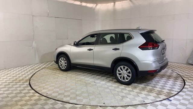 Used 2019 Nissan Rogue S AWD/4WD image 6