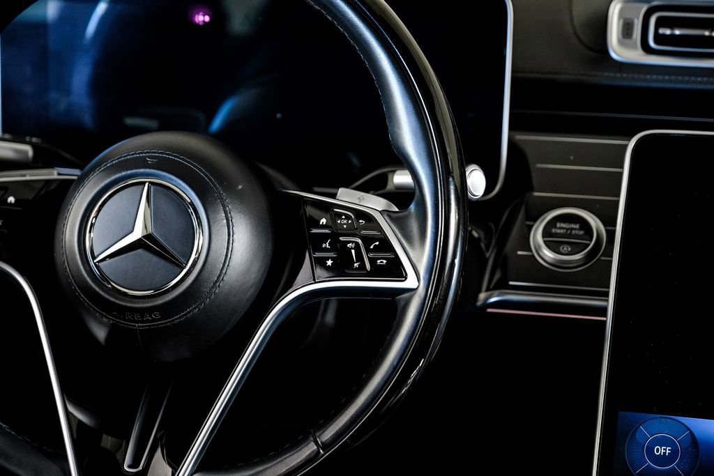 Used 2022 Mercedes-Benz S 580 4MATIC Sedan w/ AMG Line Package image 15