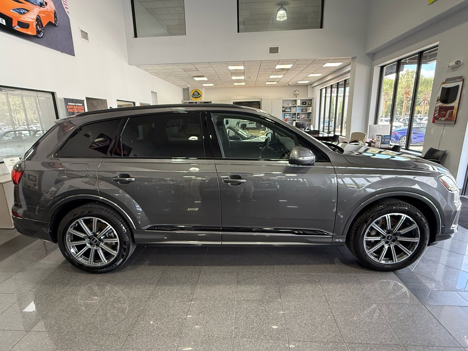 Used 2024 Audi Q7 2.0T Premium Plus w/ Premium Plus Package image 5