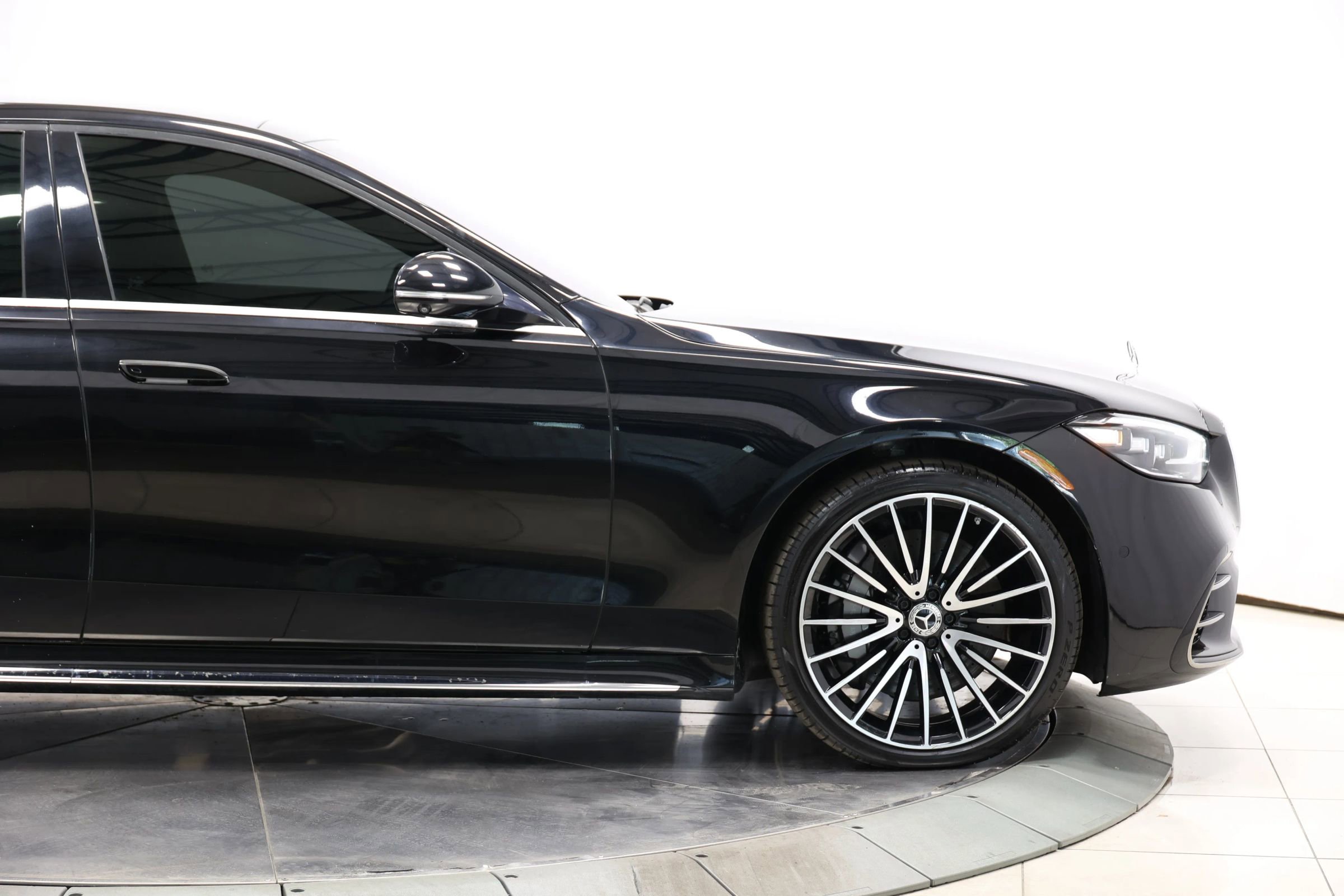 Used 2022 Mercedes-Benz S 580 4MATIC Sedan image 61