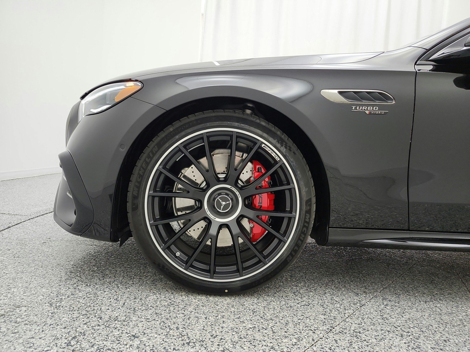 New 2026 Mercedes-Benz E 53 AMG e 4MATIC Wagon image 13