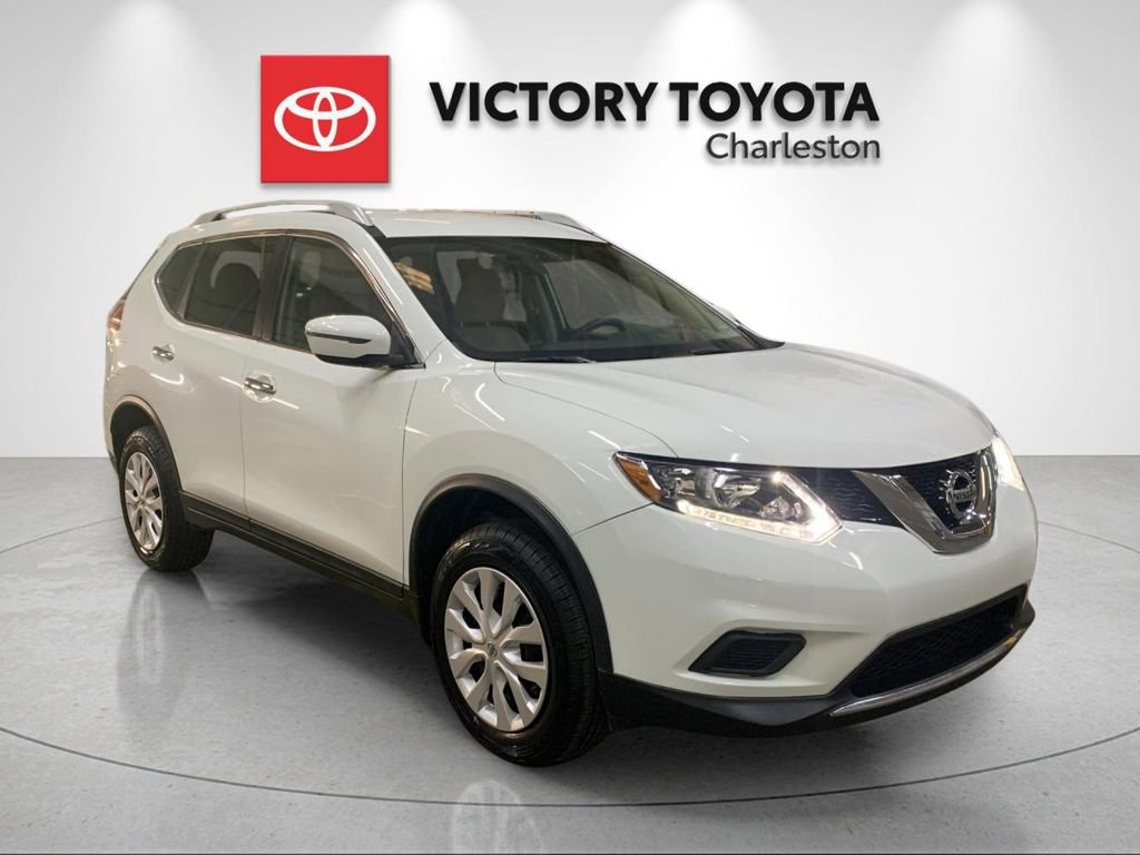 Used 2016 Nissan Rogue S w/ Appearance Package image 5