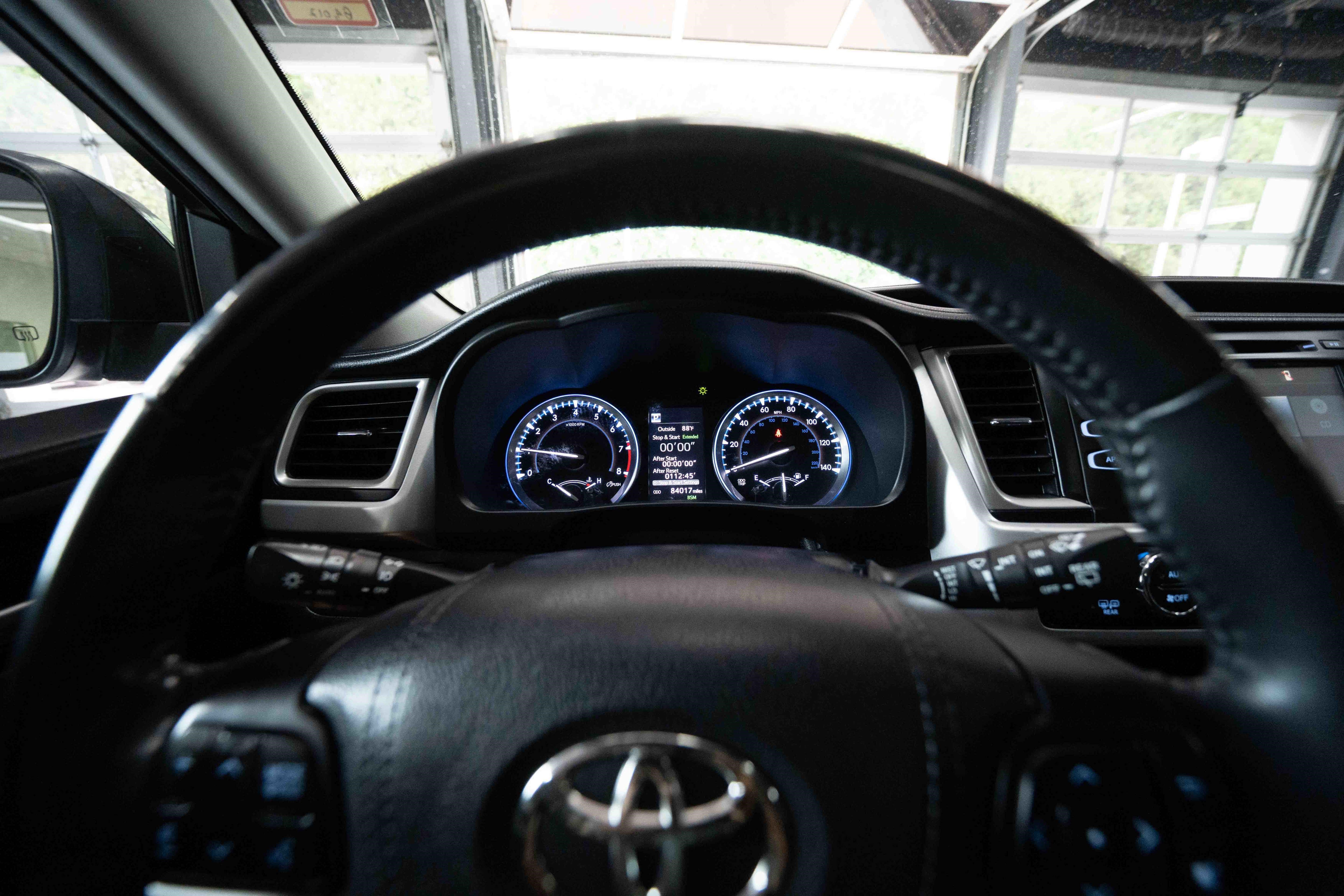 Used 2017 Toyota Highlander XLE AWD/4WD image 15