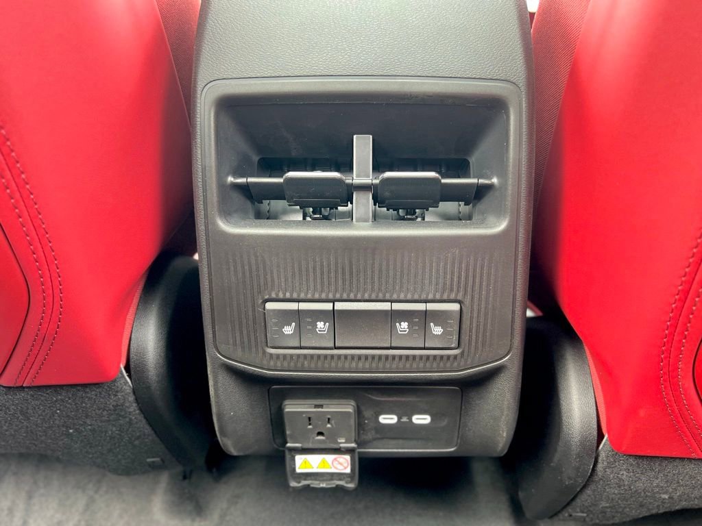 New 2024 Jeep Wagoneer Launch Edition image 21