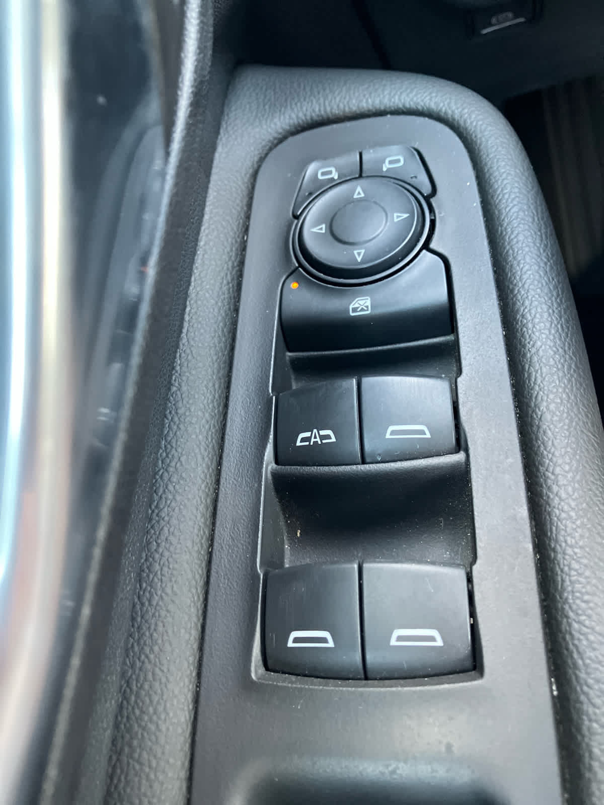 Used 2024 GMC Terrain SLT w/ Tech Package FWD image 14