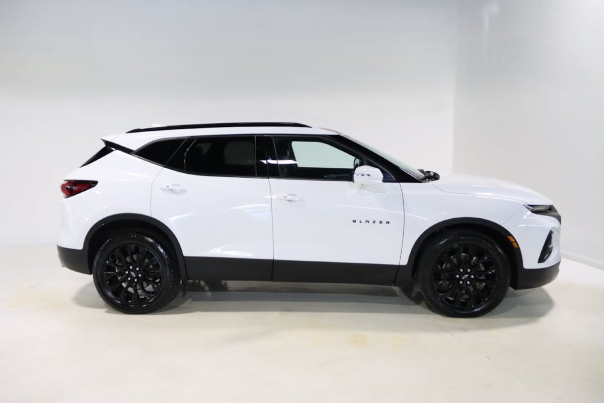 Used 2022 Chevrolet Blazer LT w/ Sound & Technology Package AWD/4WD image 5