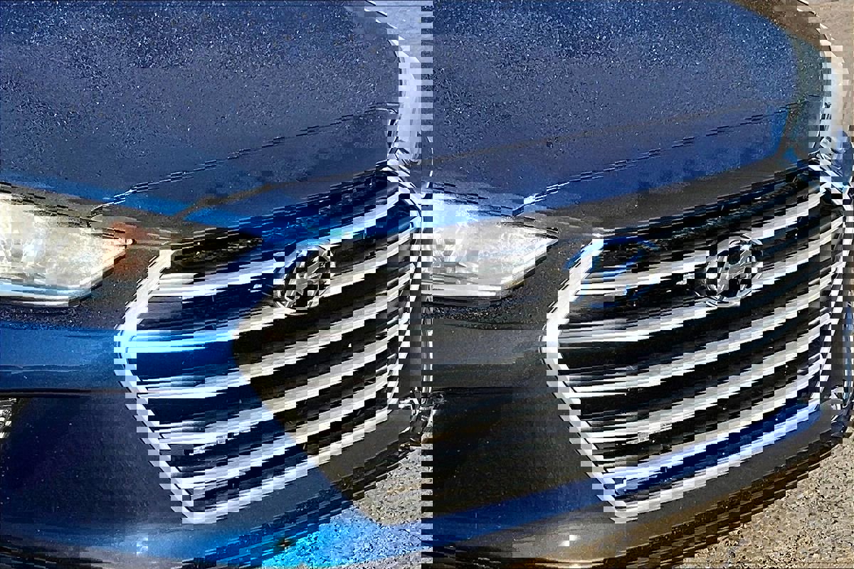 Used 2018 Hyundai Elantra Value Edition w/ Cargo Package image 25