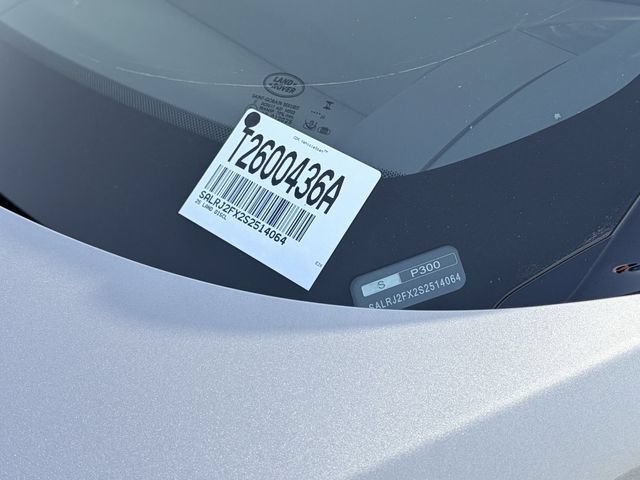 Used 2025 Land Rover Discovery S AWD/4WD image 33