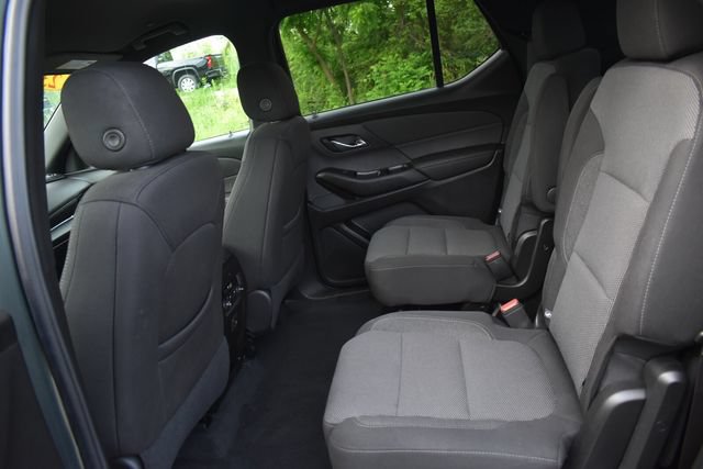 Certified 2023 Chevrolet Traverse LT FWD image 20