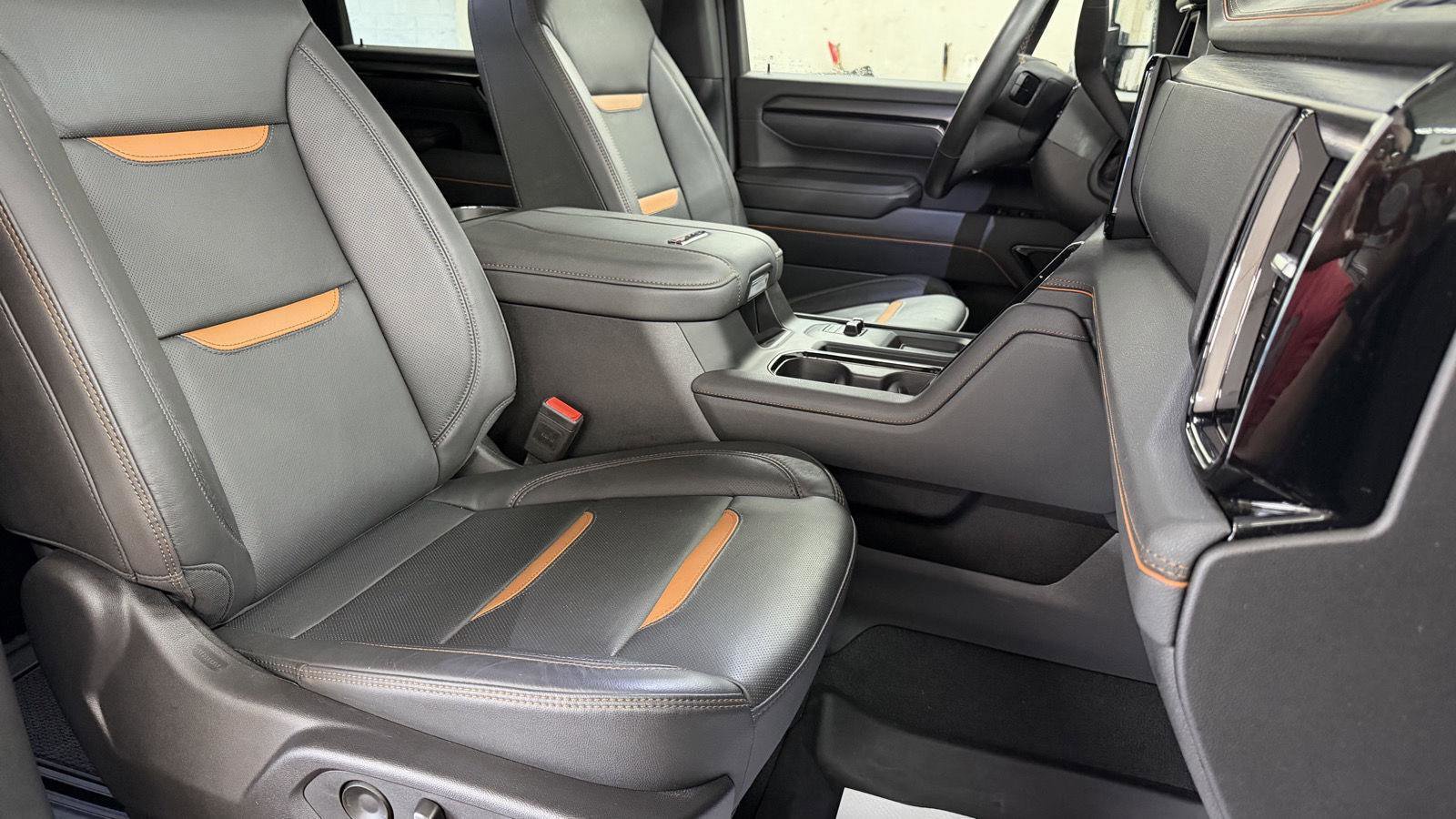 Used 2025 GMC Sierra 2500 AT4 w/ AT4 Premium Plus Package image 23