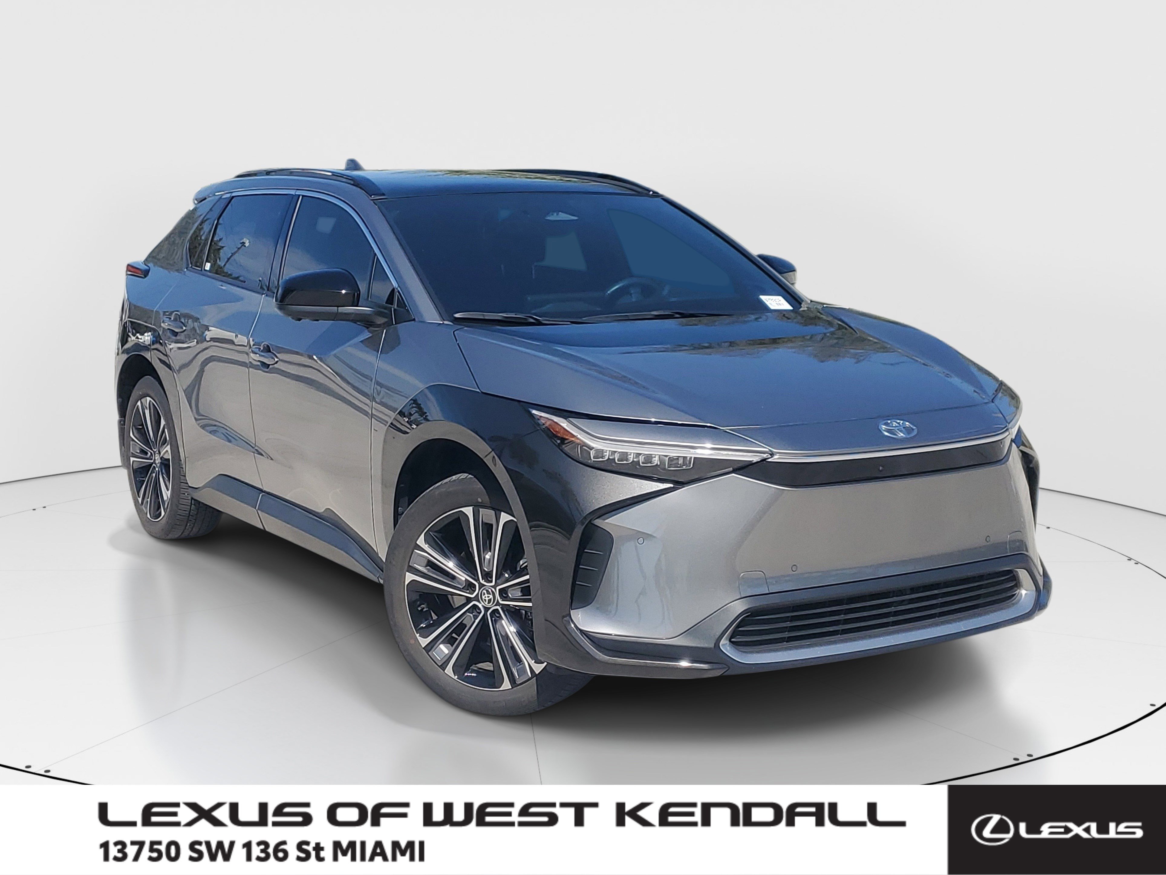 Used 2023 Toyota bZ4X Limited w/ Weather Package AWD/4WD image 1