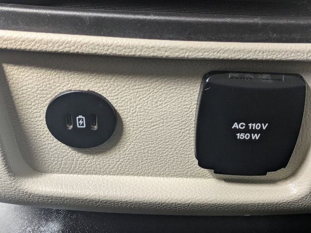 Used 2023 Ford Edge Titanium AWD/4WD image 13