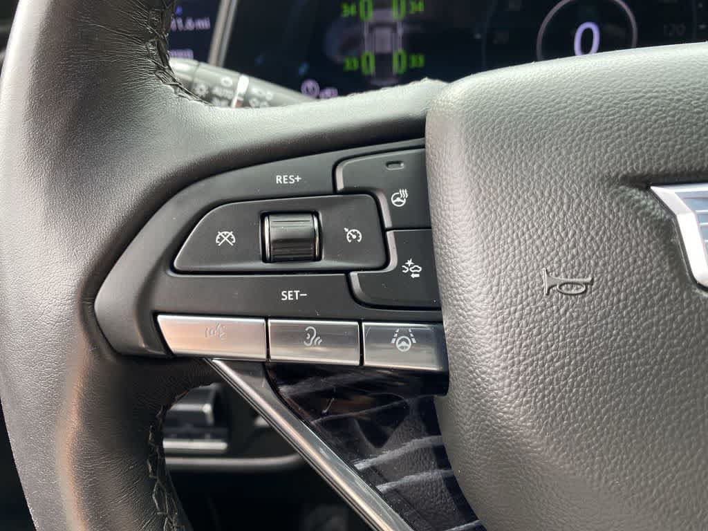 Used 2023 Cadillac Escalade Sport w/ LPO, ONYX Package AWD/4WD image 21