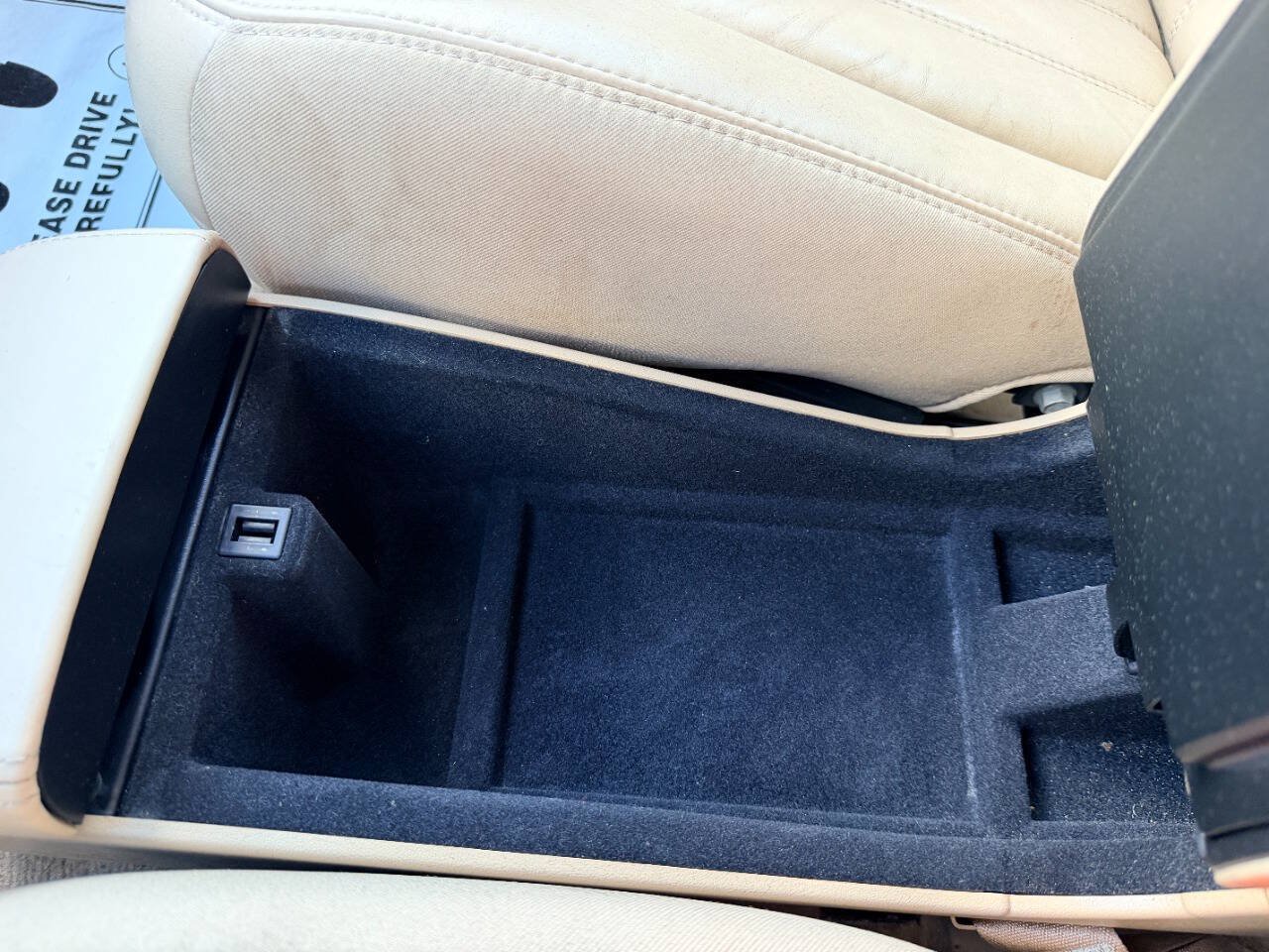 Used 2011 Buick Lucerne CXL FWD image 38