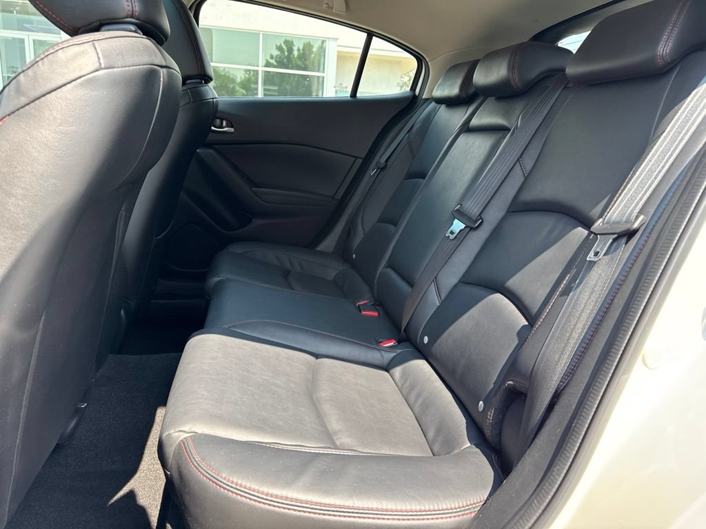 Used 2016 MAZDA MAZDA3 s Touring FWD image 24