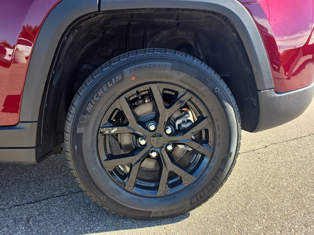 New 2026 Jeep Grand Cherokee Altitude AWD/4WD image 34