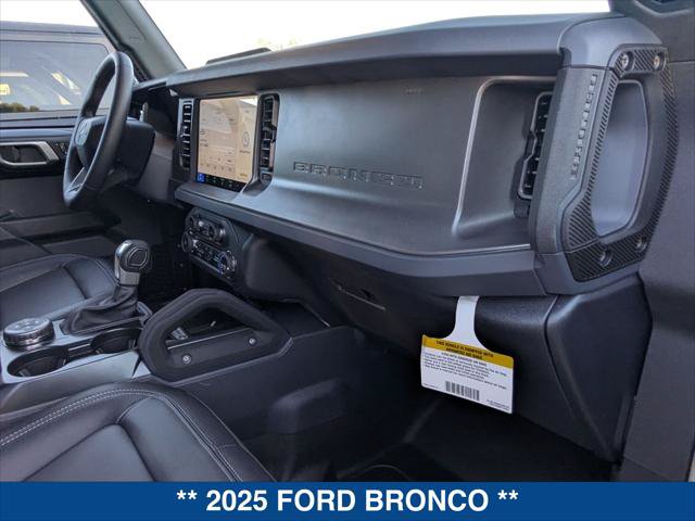New 2025 Ford Bronco Badlands AWD/4WD image 21