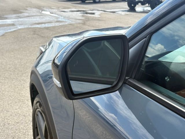 Used 2025 Ford Explorer ST image 14