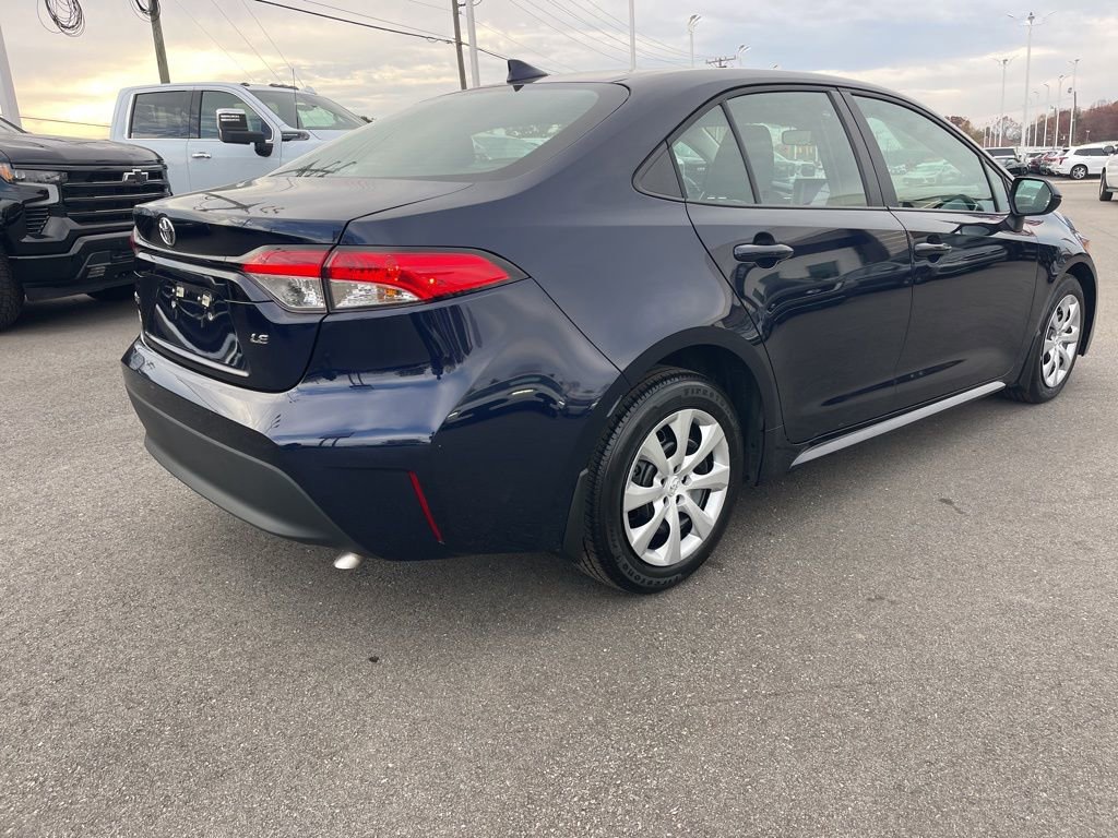 Used 2025 Toyota Corolla LE image 5