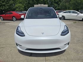 Used 2023 Tesla Model Y Long Range AWD/4WD image 6