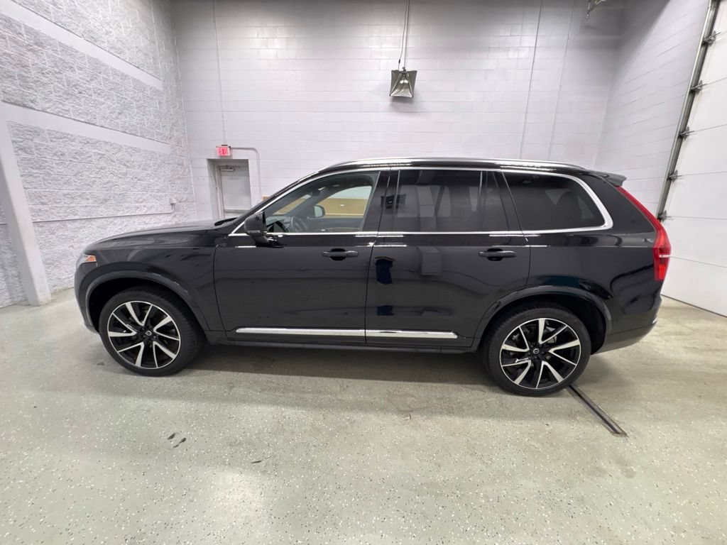 Used 2024 Volvo XC90 B6 Ultimate w/ Protection Package Premier AWD/4WD image 7