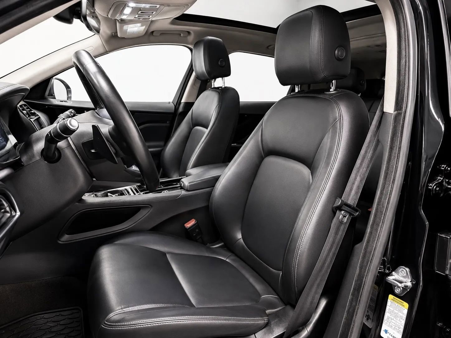 Used 2020 Jaguar F-PACE Premium AWD/4WD image 8