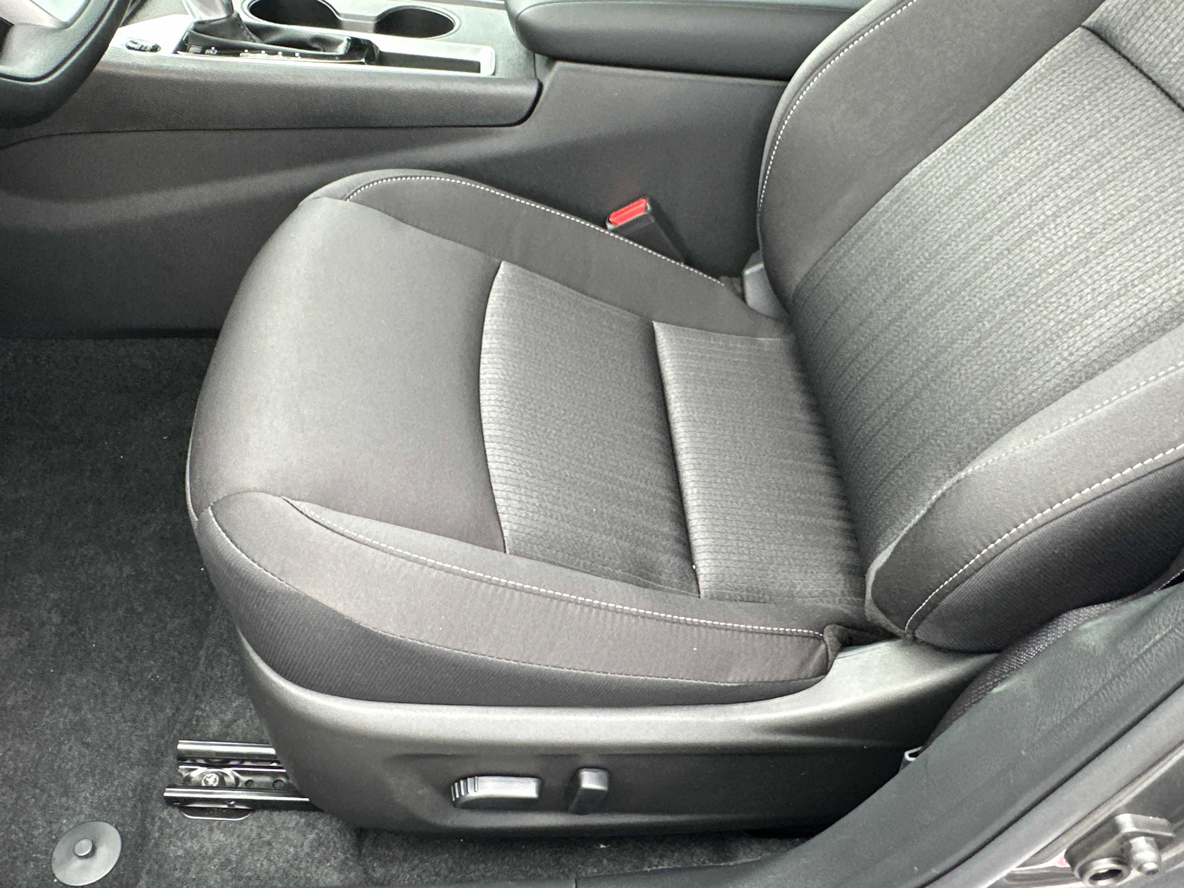 New 2026 Nissan Altima 2.5 SV FWD image 23