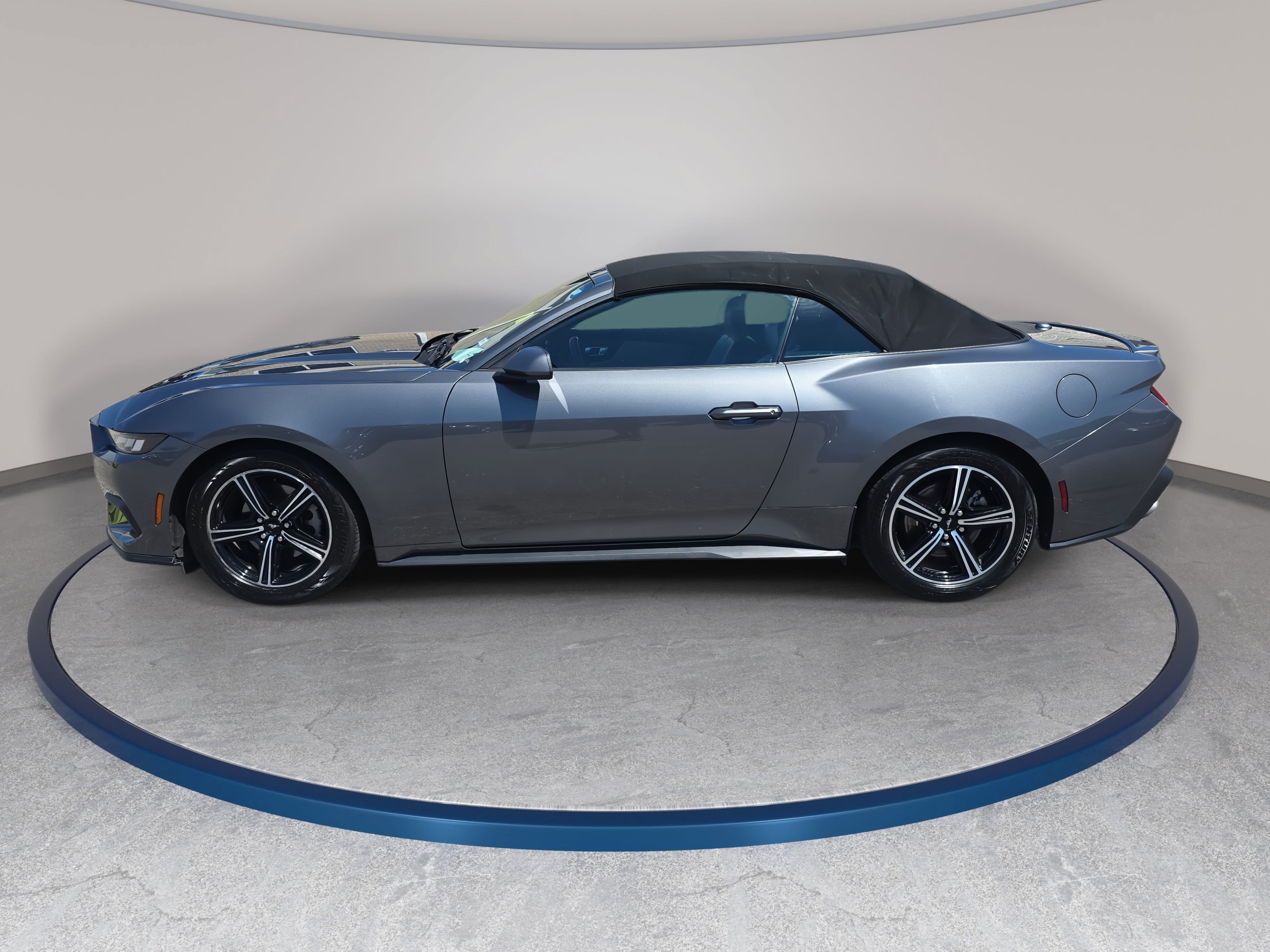 Used 2024 Ford Mustang Premium RWD image 8