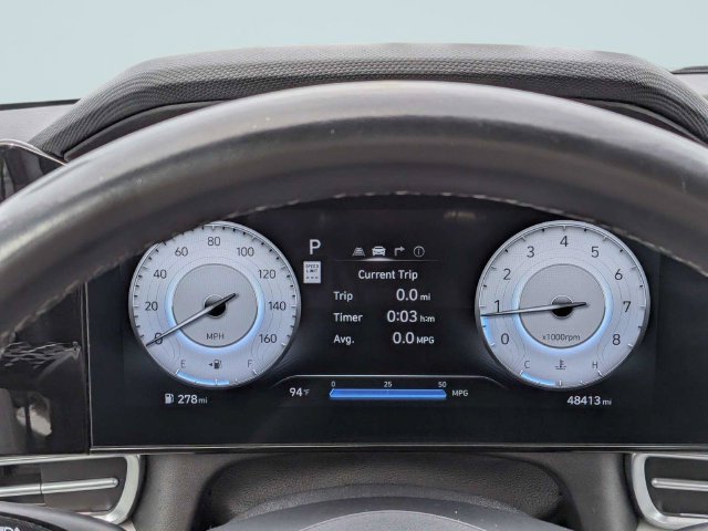 Used 2025 Hyundai Elantra Limited FWD image 29