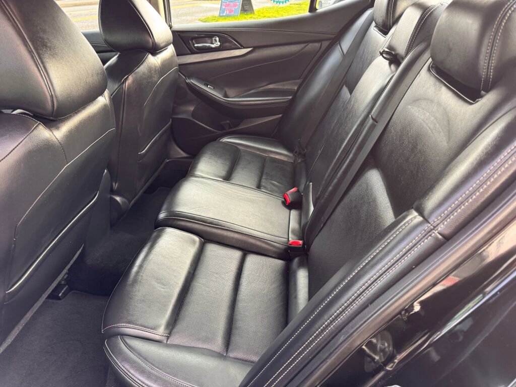 Used 2018 Nissan Maxima 3.5 SV image 16